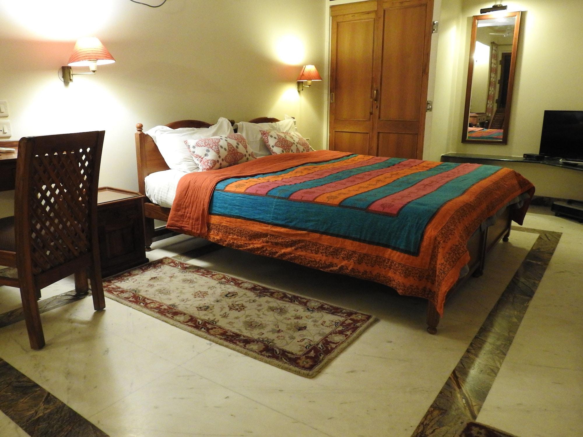 Om Niwas Suite Hotel Τζαϊπούρ Εξωτερικό φωτογραφία